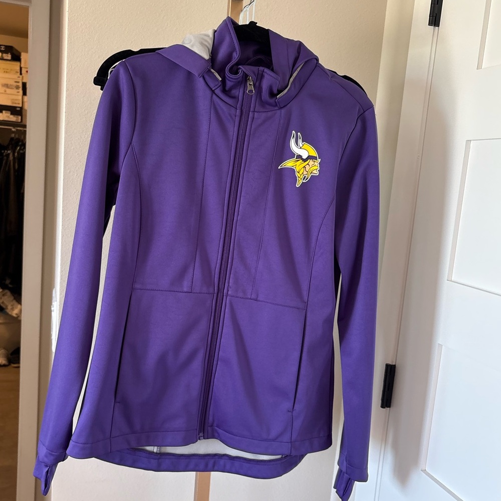 Minnesota Vikings Women’s Full Zip Hoodie. Size S. Pre Owned Excellent Cond.
